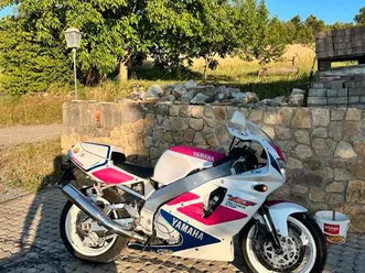 yamaha yzf 750 r