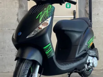 scooter piaggio zip 50