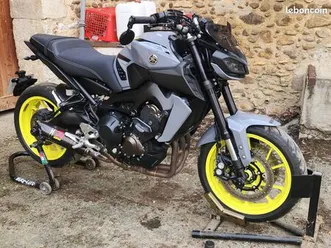 yamaha mt-09 phase 2 night fluo – 2017 – excellent état