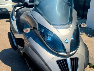 piaggio mp3 400lt