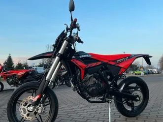 beta rr 4t 125 t sofort verfügbar in rot & schwarz