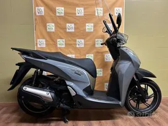 honda sh 300i tua a 90euro al mese