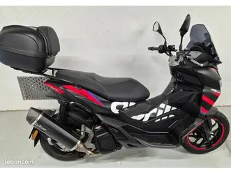 scooter aprilia sr gt 125 replica