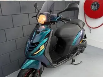 piaggio zip sp iget 2022 4takt snorscooter vol opties! — scooters | peugeot — marktplaats