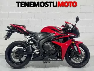 honda - cbr 600 rr