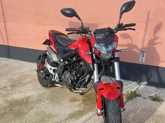 benelli tnt 125 cc 2017 marinha grande