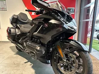 gl 1800 goldwing touring boite meca à partir de 330e /mois