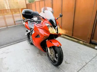 ② vfr 800 v-tec 2003 106cv garantie 1,2,3ans jhbmotos