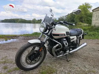 moto guzzi v7 classic