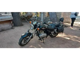 je vends ma suzuki marauder