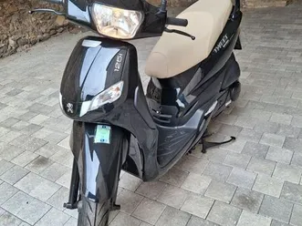 scooter peugeot 125i tweet