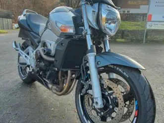 suzuki gsr 600