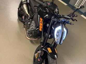 ktm 890