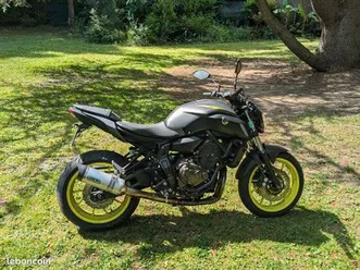 moto yamaha mt07