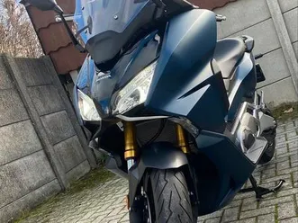 ② honda forza *750* en excellent état