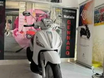 piaggio beverly 300 i.e. i.e . abs asr bianco perl