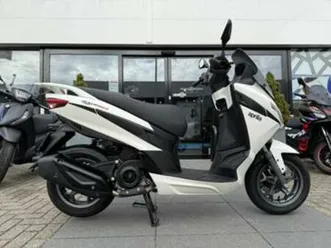 aprilia sxr 45km e5 demo / btw eindjaar deal — scooters | aprilia — marktplaats
