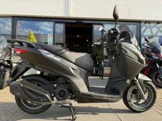 aprilia sxr 50 45km sport eindjaar deal — scooters | aprilia — marktplaats