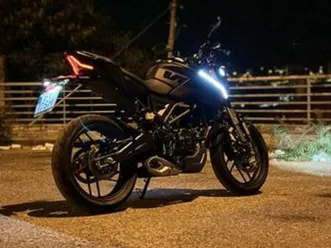 voge 125 mota como nova coimbra (sé nova, santa cruz, almedina e são bartolomeu)