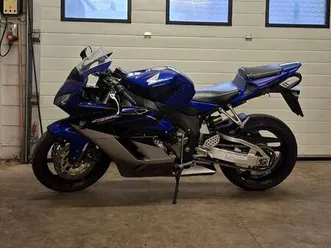 honda cbr 1000 cbr 1000rr fireblade blauw