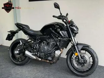 yamaha mt-07 pure zwart