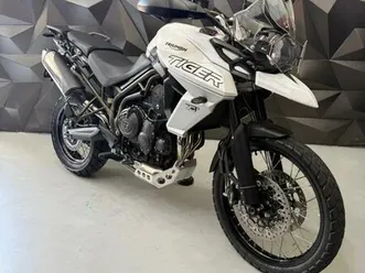 triumph tiger 800 xcx