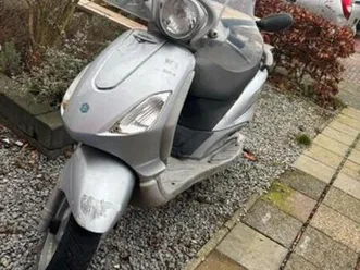 piaggio fly scooter - kickstart ok, elektrische start defect — scooters | sym — marktplaats