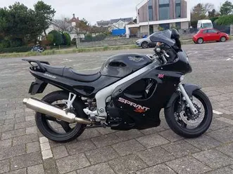 triumph sprint st 955i zwart