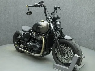 2022 triumph bonneville bobber