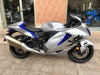 suzuki hayabusa da vetrina