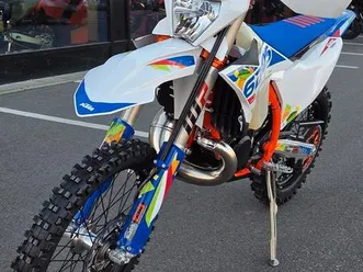 ktm 300 exc six days 2026