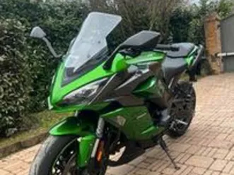 kawasaki ninja 1000sx sport tourer