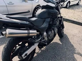 hornet 600 carburada esmoriz