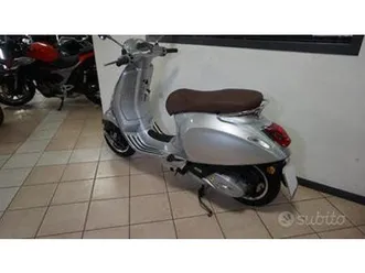 vespa primavera 125 abs