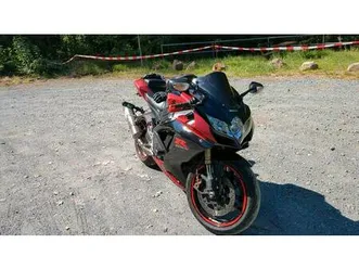 suzuki gsxr 750 k8 k9