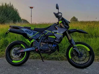 suzuki drz 400 sm – komplett neu, serviceheft lückenlos
