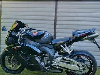 honda cbr 1000 rr sc57 fireblade