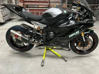 yamaha r6 rj.11/rj.27 rennstrecke