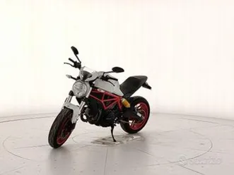 ducati monster 797 - (star white silk) u8336