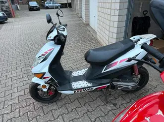 motowell und keeway ry6 mofa roller