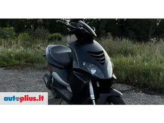 piaggio nrg 50 cc, scooters / mopeds