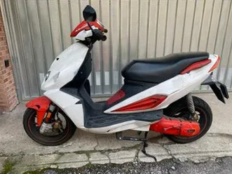 malaguti phantom f12