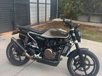 husqvarna svartpilen 701