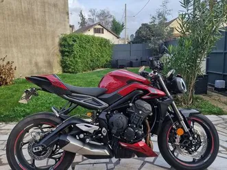 triumph street triple rs 2023