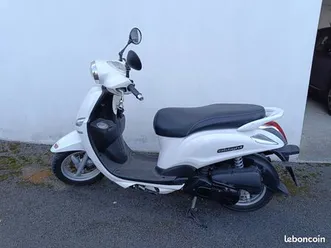 scooter yamaha d'elight 125