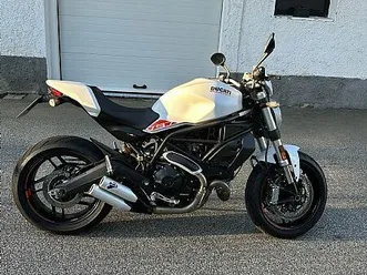 ducati monster 797