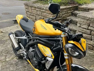 speed triple 1200 rs