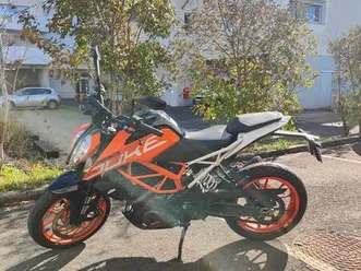 ktm duke 390 2018 – 12 900 km – 1er propriétaire – excellent état