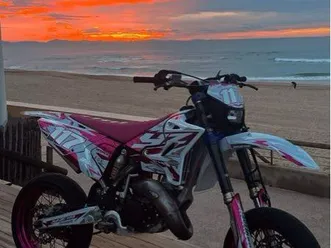 à vendre 125 yze supermot homologué