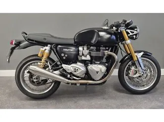 triumph thruxton 1200 r 2016 1200 cm3 | moto roadster | 15 949 km | 64000 pau